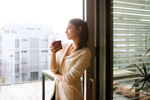 Blinds that follow your office hours